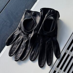 Women’s Black Leather Driving Gloves